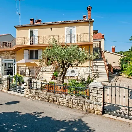 Apartment Anastasia Rovinj Buitenkant foto